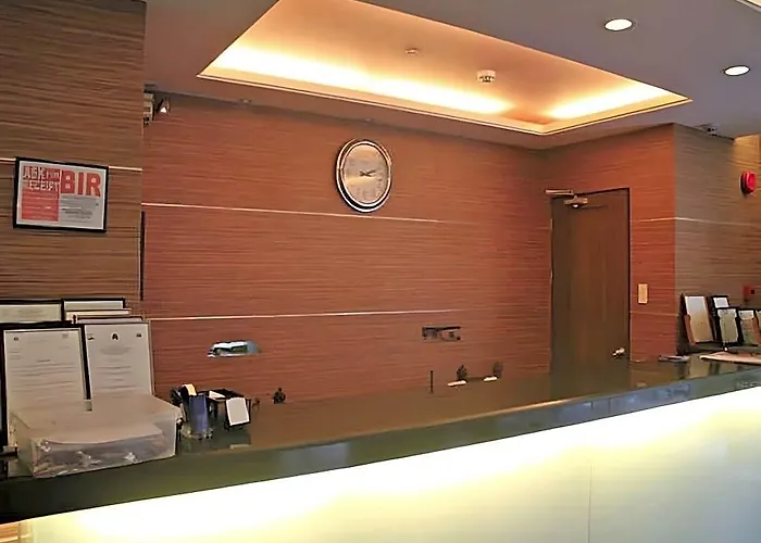 Vista Cubao 3*